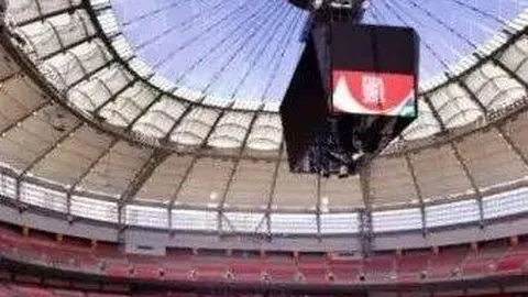 “2025女足世界杯：荷兰以2-0优势击败南非，南非队虽败但表现卓越！”